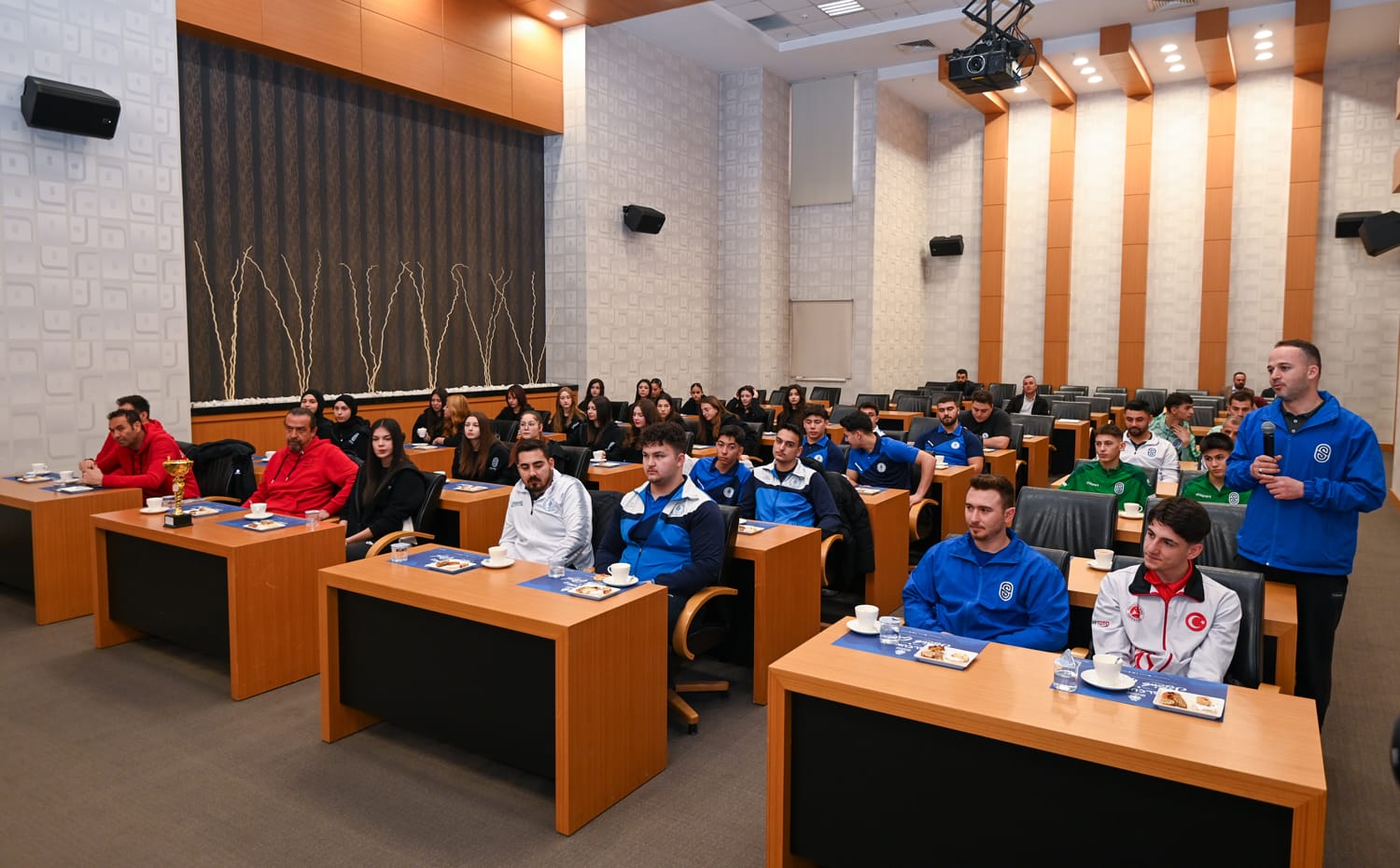 64f9dc69-80ba-4be9-9cf8-18b01ccb2bd5