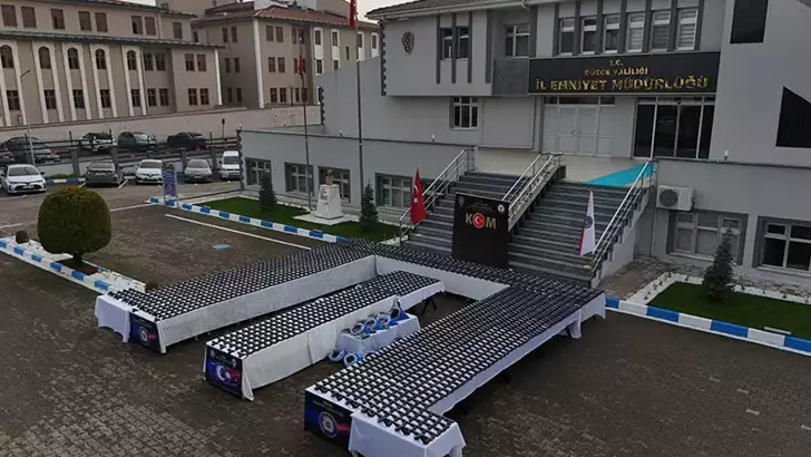 694bdf9da322c59cc78597b9