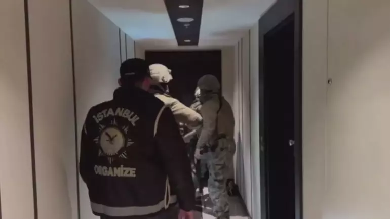 6959063da322c59cc785d836