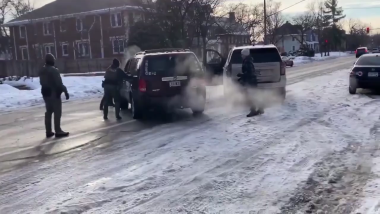 695ed83185f54048d628f8f2