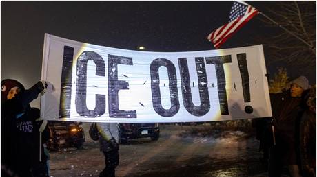 696f08fd85f54008086560e4