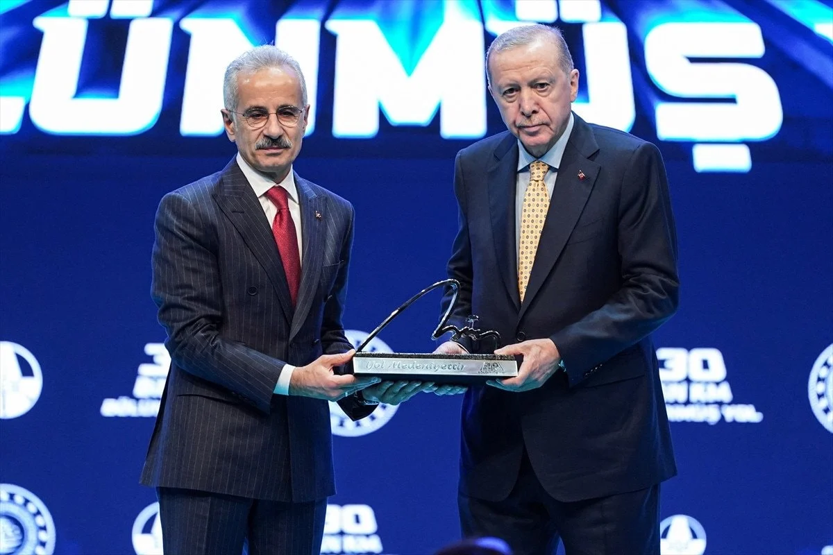 697cad950330e263__w1200xh800