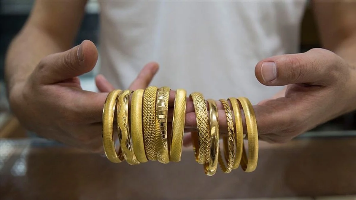 69803cb187a2b138__w1200xh675