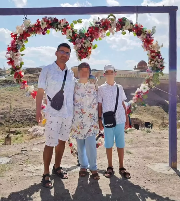 6989b9646a554f24e687eb55