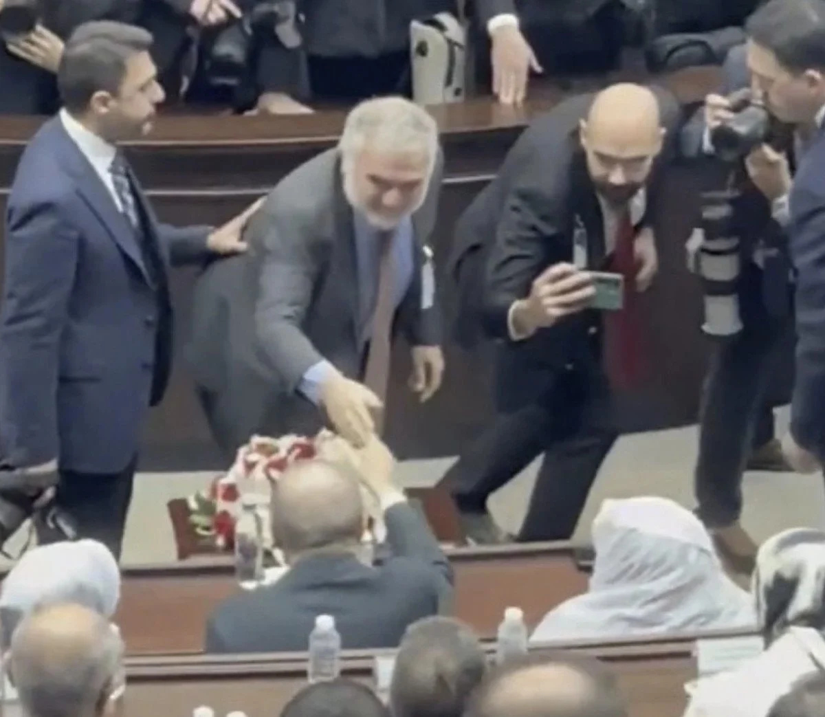 698d6ef85dbfb862__w1200xh1043