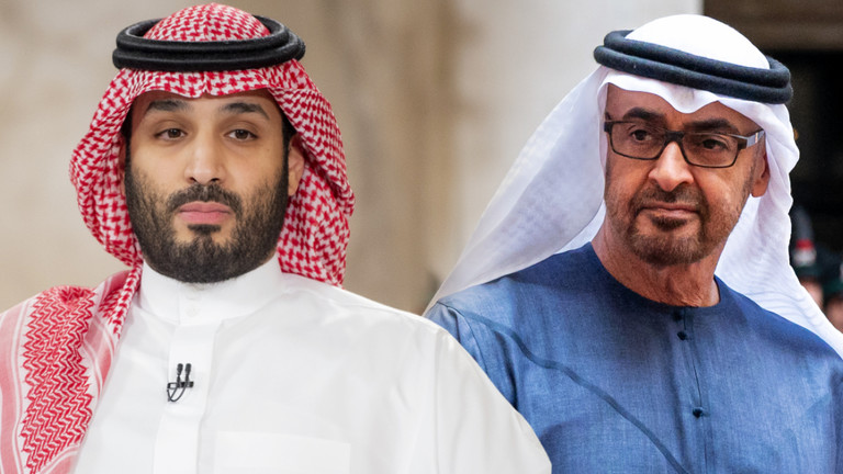 698e0c6085f54024912f6730