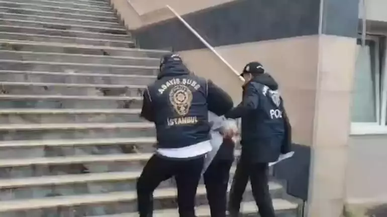 69903fc6f54a18c0d0f93526-1