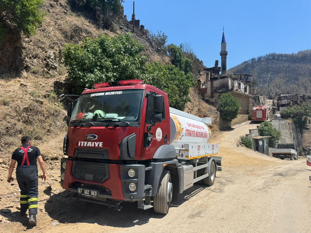 Çaycuma Belediyesi İtfaiye Ekibi İzmir'e Sevk Edildi
