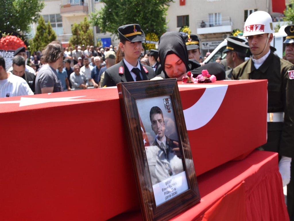 Bitlis’te Şehit Piyade Sözleşmeli Er Celalettin Uyanık’a Vefa ve Saygı