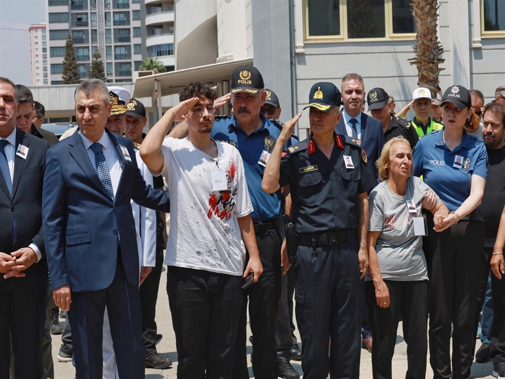 Önemli Bir Kaybın Haberi: Polis Memuru Selçuk Peker Hayatını Kaybetti