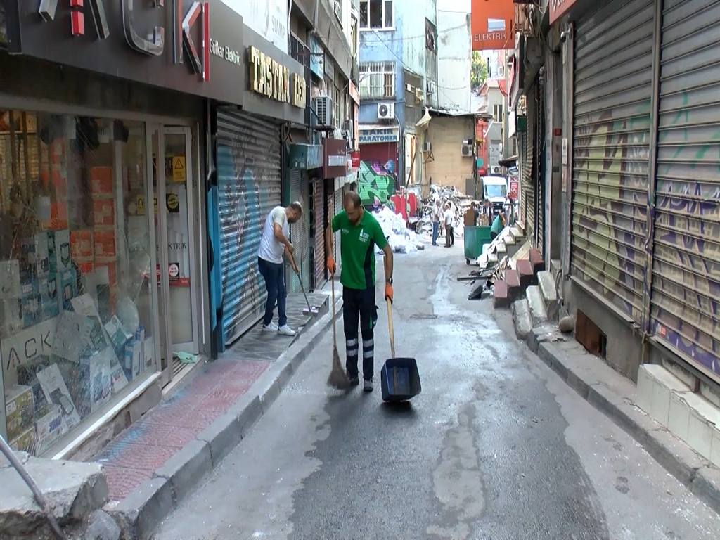 Mahalledeki Gelişmeler ve Halkın Tepkisi