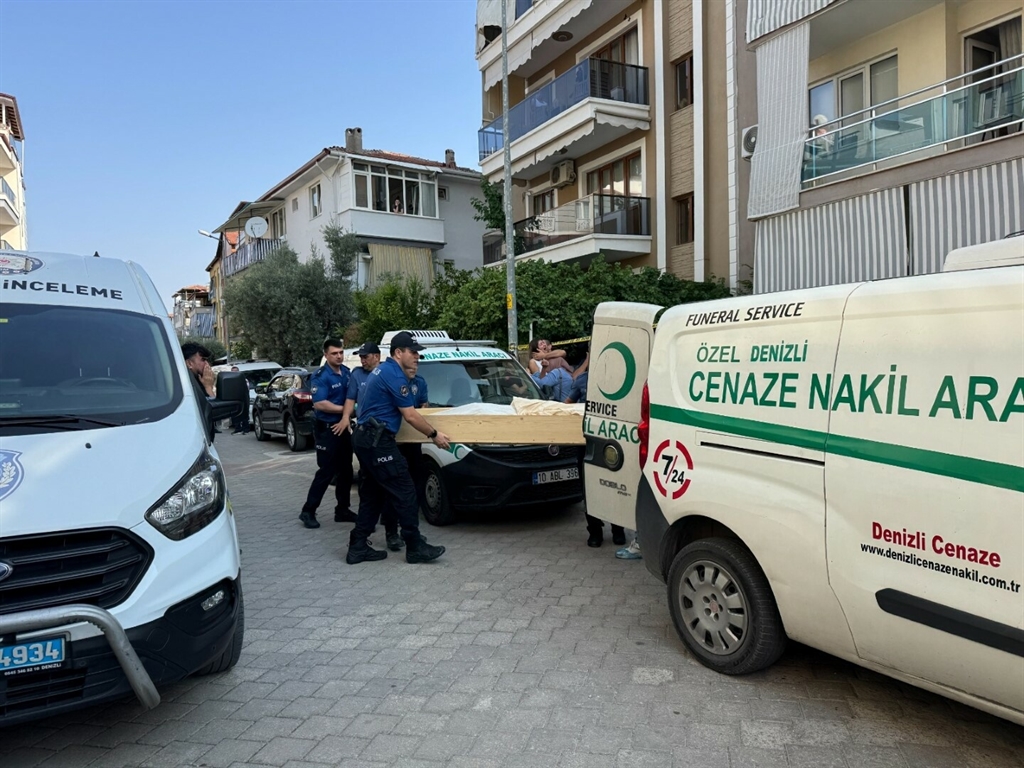 Polis memuru, eşi ve 2 çocuğunu öldürüp intihar etti