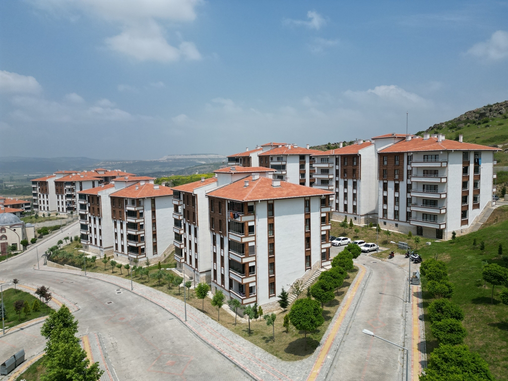 TOKİ Konutlarının Deprem Dayanıklılığı: Güven Veren İnşa Yaklaşımı ve Umumî Etkileri