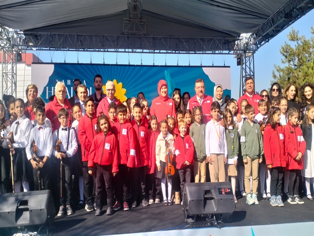 Kızılay Haftası Etkinlikleriyle Kızılay Sokağı, İklim Değişikliği ve Afet Bilinci Temasıyla Açıldı