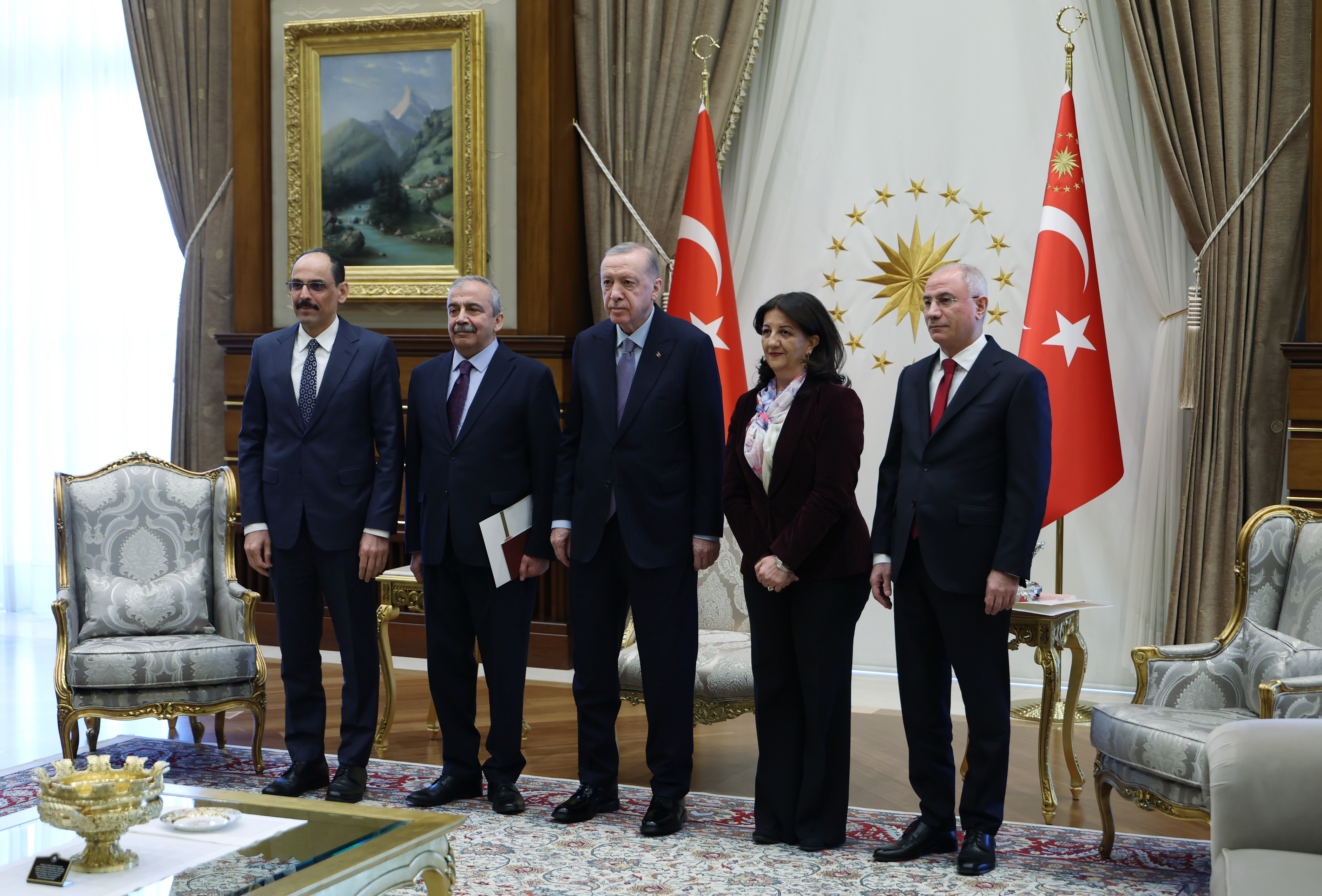 Ankara'da Tarihi Görüşme: Erdoğan ile DEM Parti Heyeti Buluştu