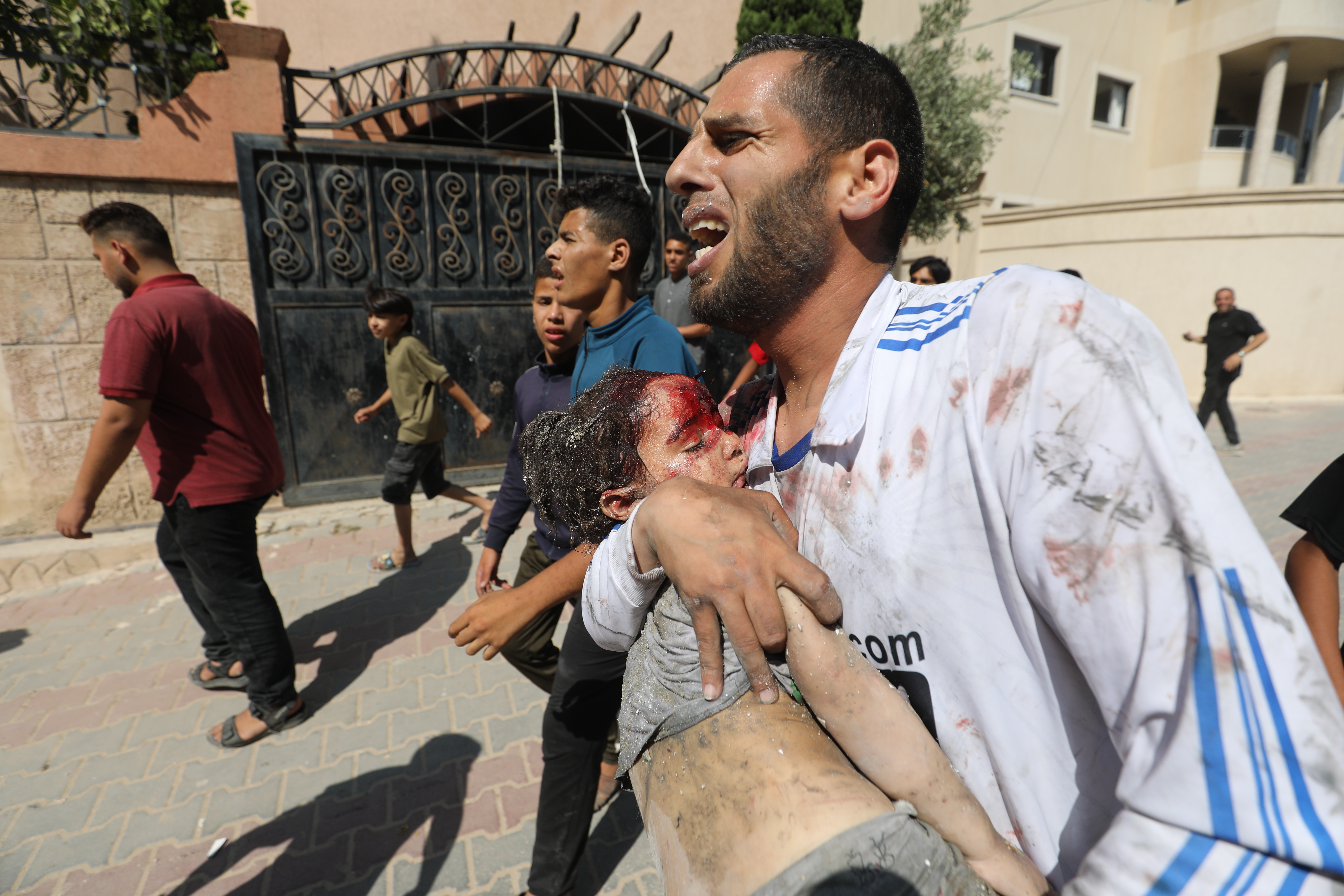 AA-20250617-38305994-38305986-ISRAILIN_GAZZEYE_YONELIK_SALDIRILARI_SURUYOR