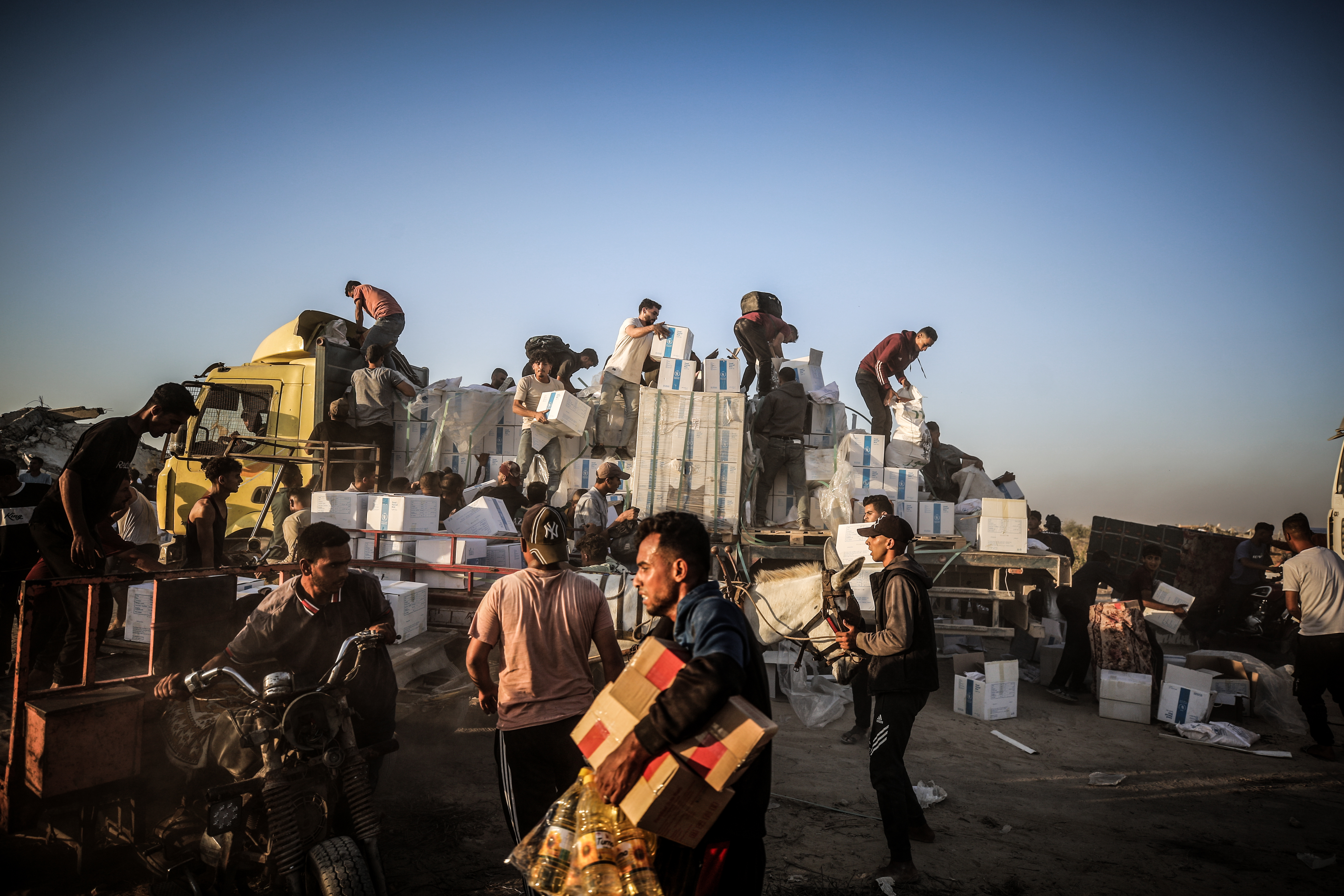 AA-20250626-38398321-38398318-GAZZEDE_INSANI_YARDIM_DAGITIMI_YAPILDI