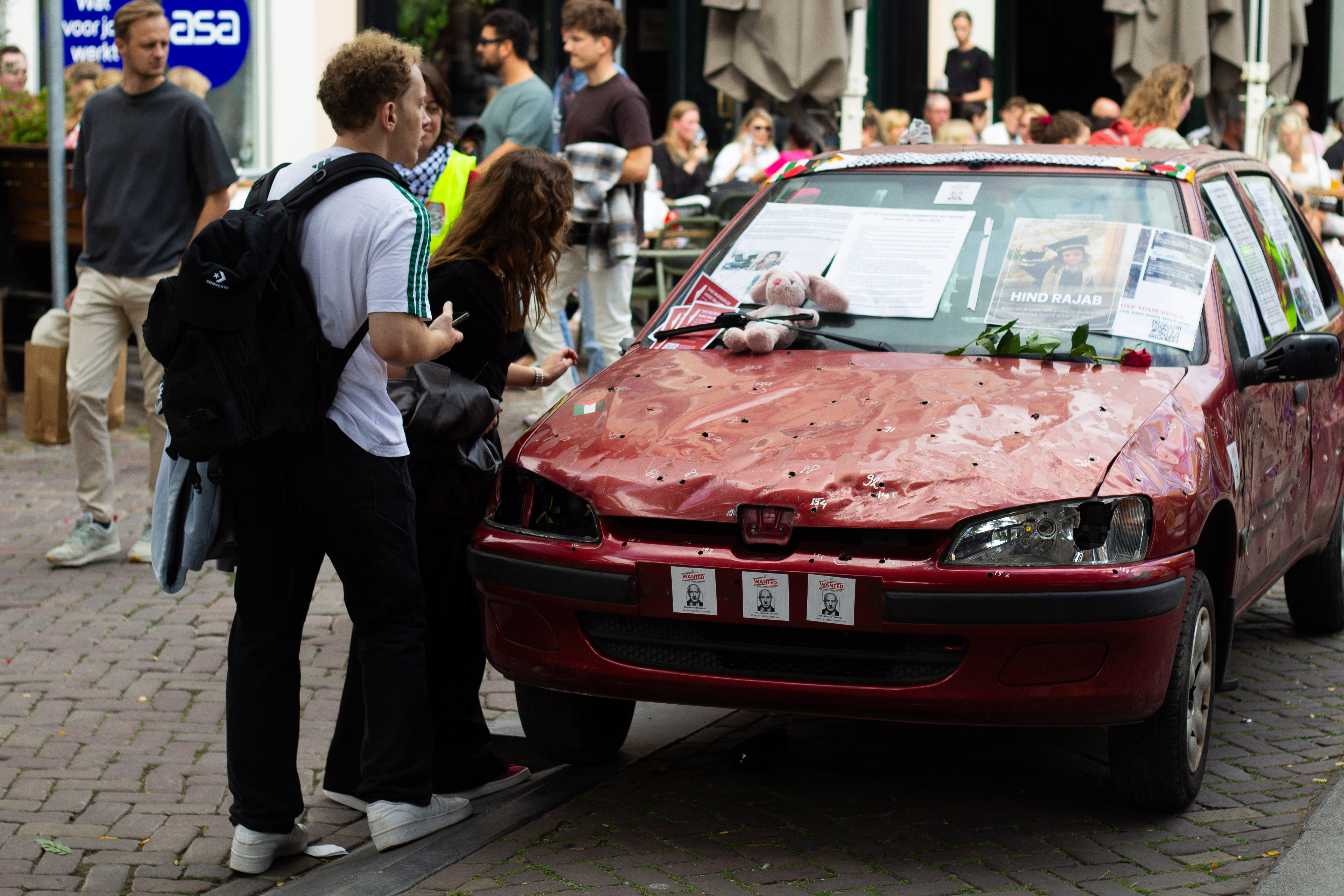 AA-20250830-38969815-38969795-HOLLANDADA_TEMSILI_OLARAK_FILISTINLI_HINDIN_ICINDEYKEN_ISRAIL_TARAFINDAN_OLDURULDUGU_ARAC_SERGILENDI