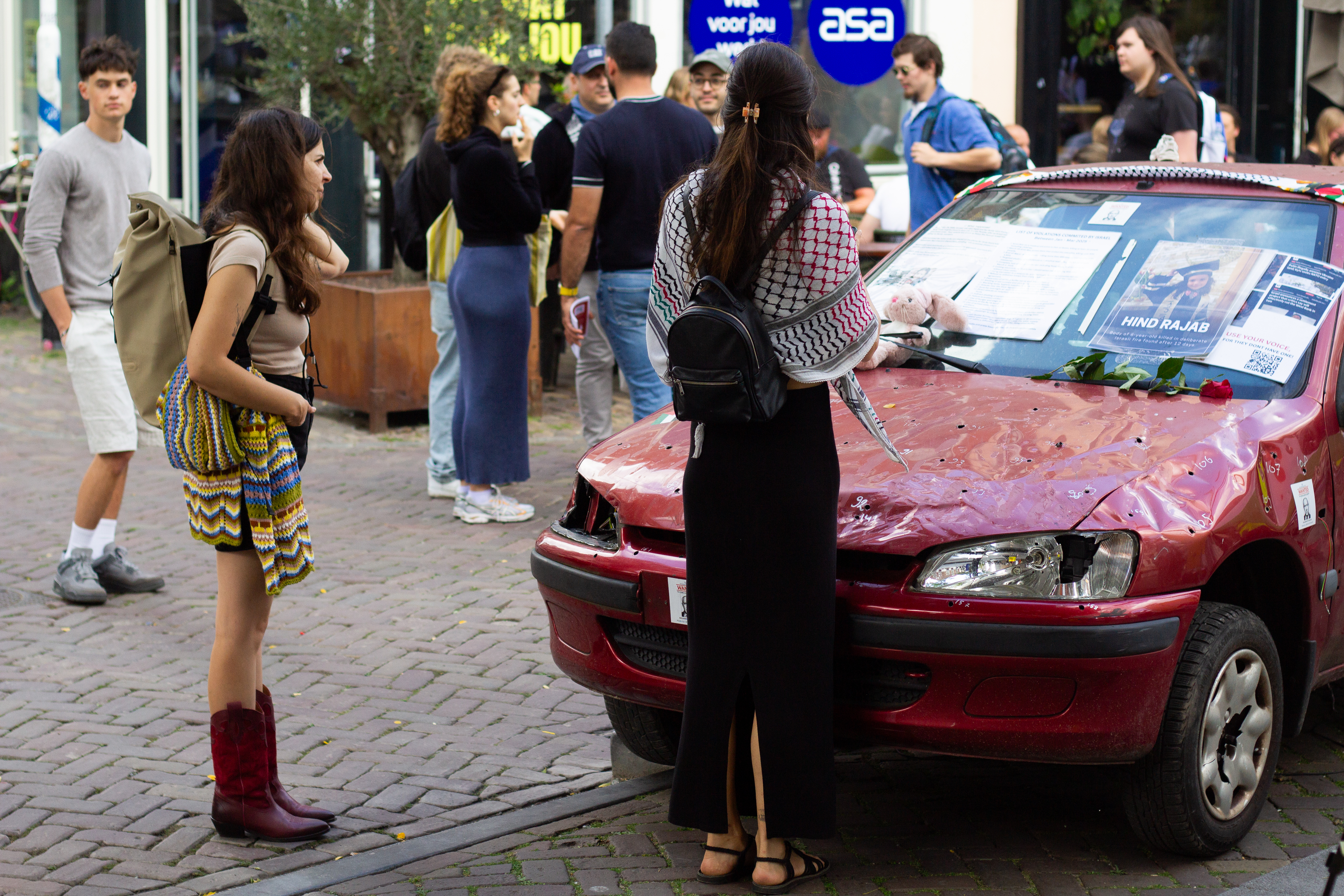 AA-20250830-38969815-38969803-HOLLANDADA_TEMSILI_OLARAK_FILISTINLI_HINDIN_ICINDEYKEN_ISRAIL_TARAFINDAN_OLDURULDUGU_ARAC_SERGILENDI