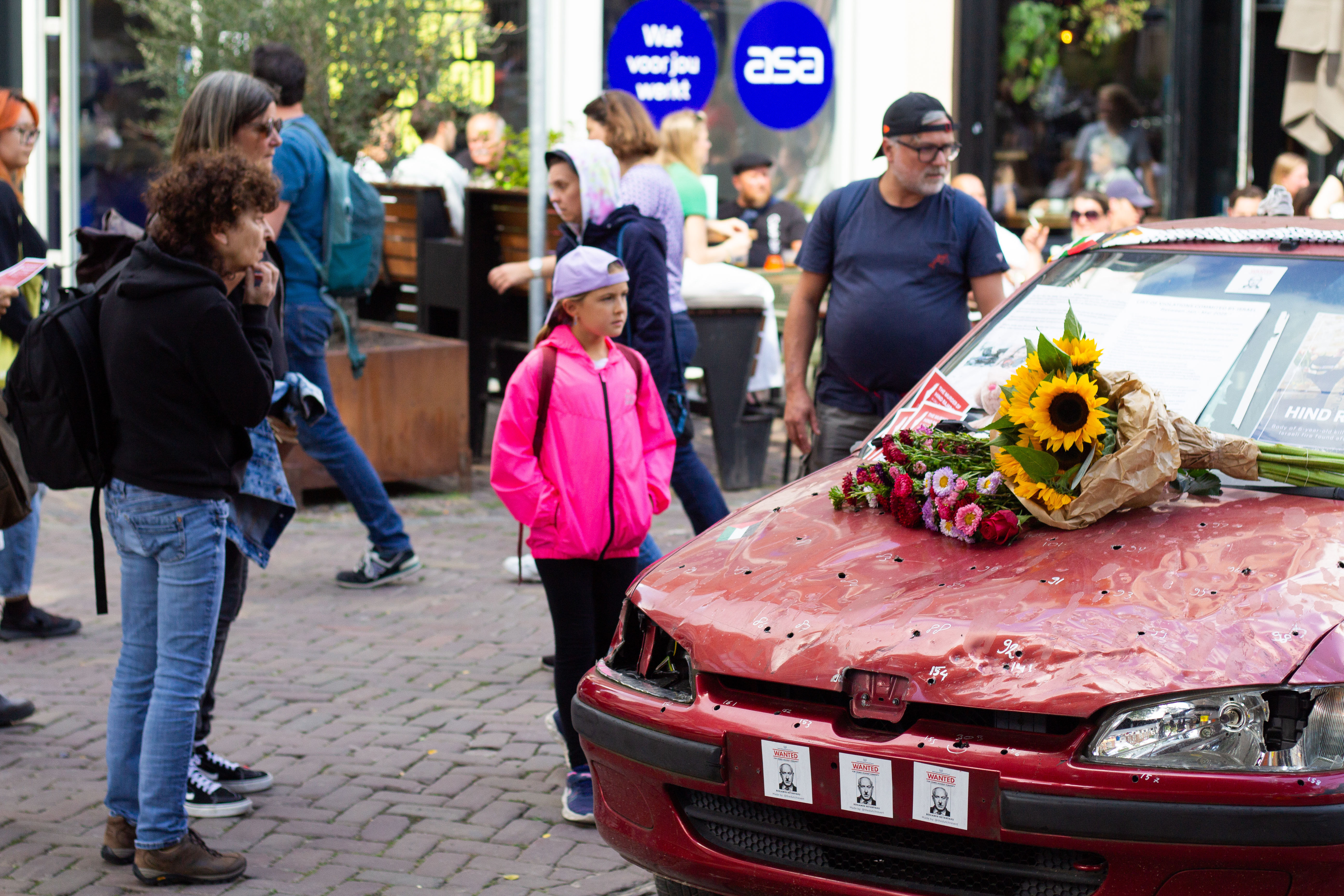 AA-20250830-38969815-38969807-HOLLANDADA_TEMSILI_OLARAK_FILISTINLI_HINDIN_ICINDEYKEN_ISRAIL_TARAFINDAN_OLDURULDUGU_ARAC_SERGILENDI