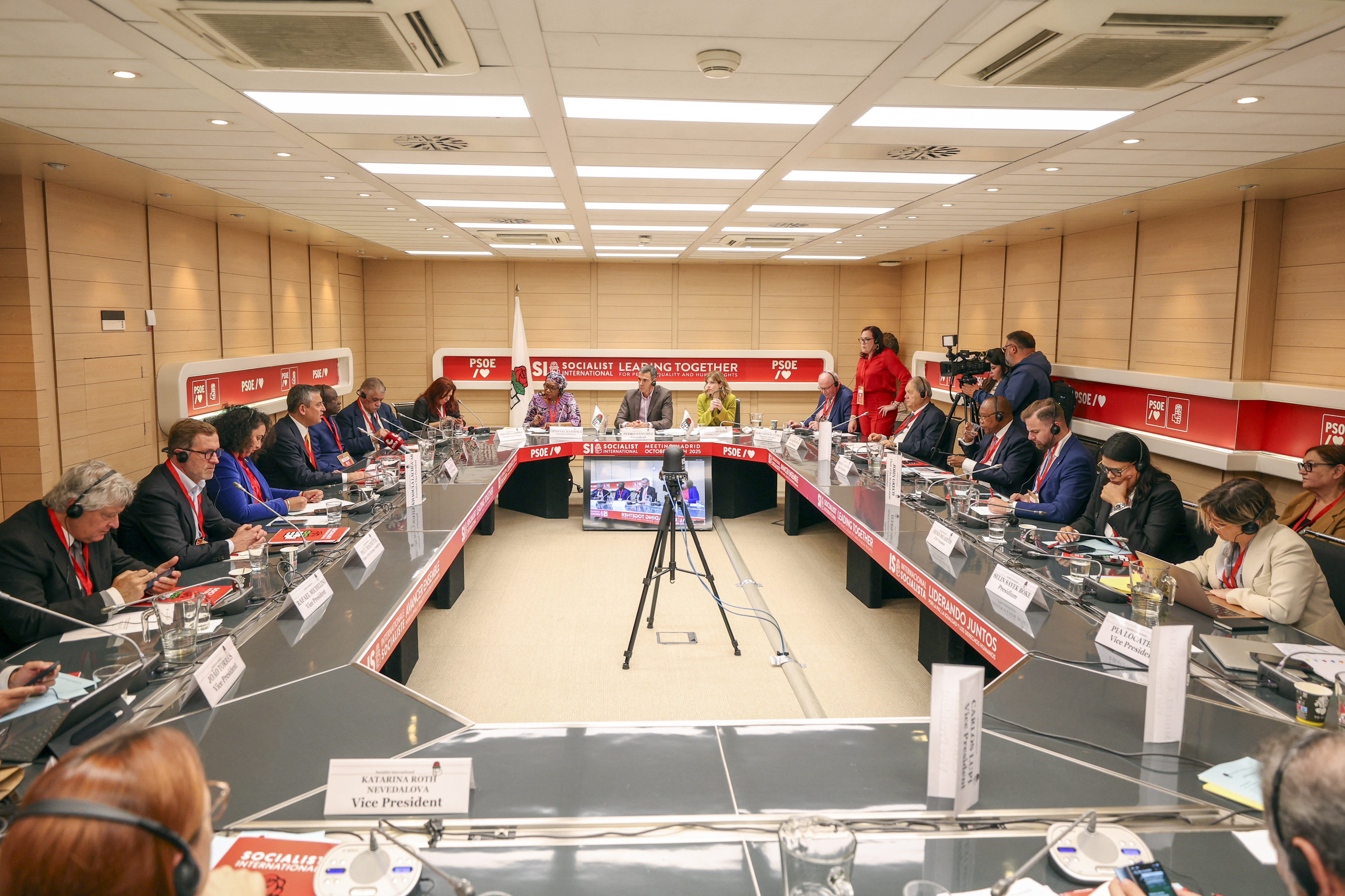 SE Prezidyum Toplantısında Özgür Özel: Gazze İçin Ateşkes ve Uluslararası Baskı Vurgusu