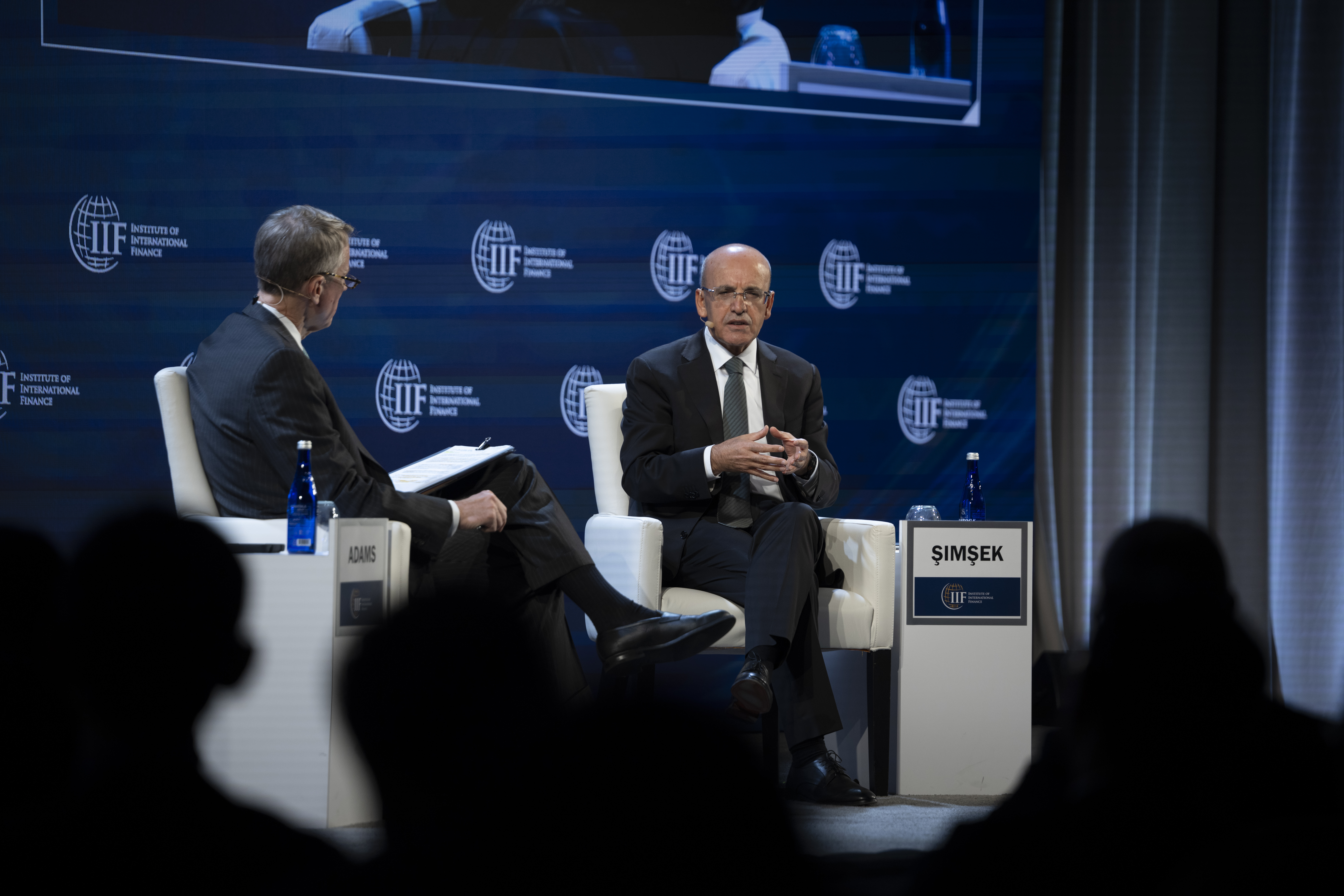 AA-20251017-39442094-39442088-BAKAN_SIMSEK_ULUSLARARASI_FINANS_ENSTITUSUNUN_TOPLANTISINDA_KONUSTU