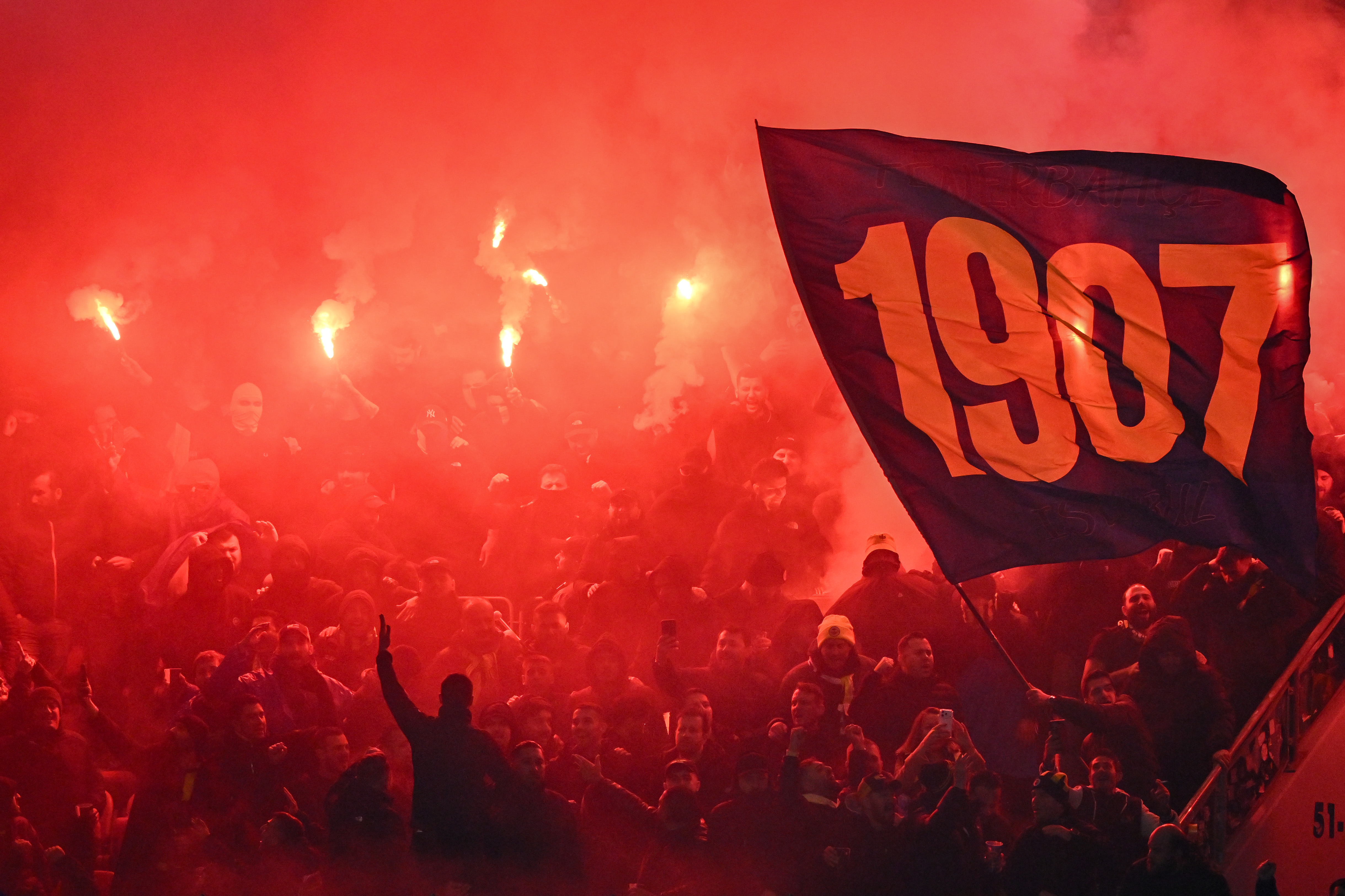 AA-20251106-39638941-39638936-VIKTORIA_PLZEN_FENERBAHCE