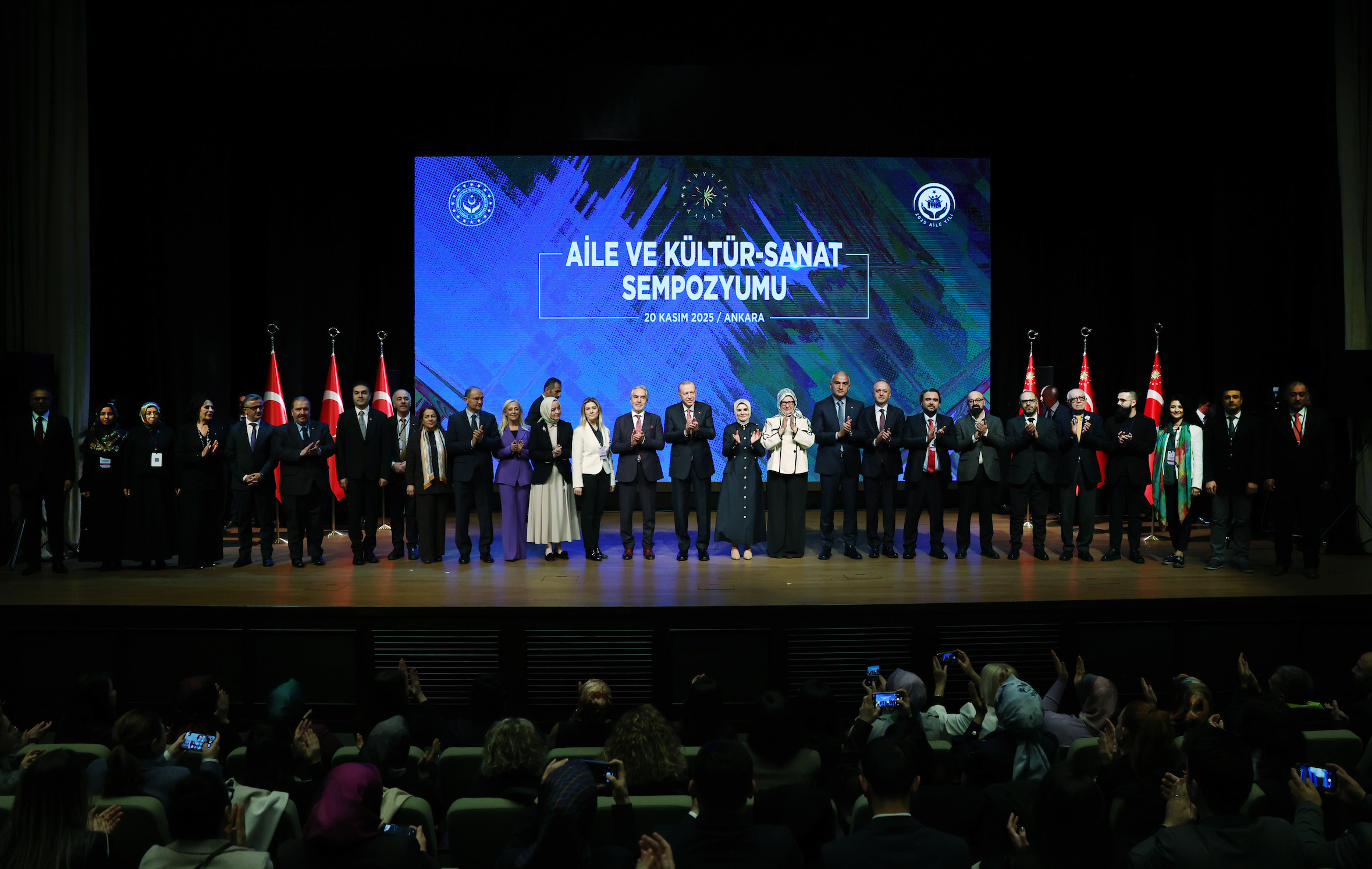 AA-20251120-39759150-39759141-AILE_VE_KULTURSANAT_SEMPOZYUMU