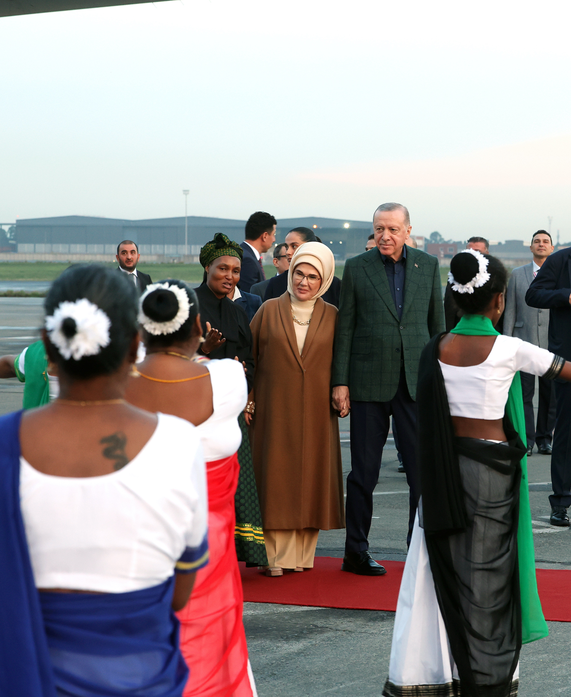 G20 Zirvesi İçin Johannesburg’a Varış: Erdoğan ve Heyetinin Karşılama Anları