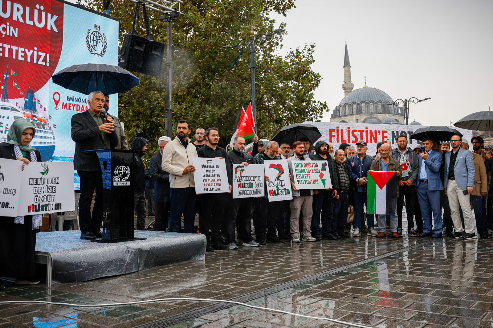 Eminönü'nde Gazze için özgürlük nöbeti (3)