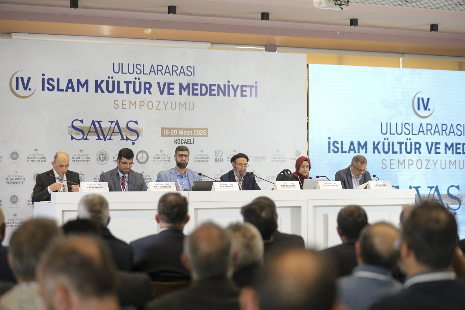 Savaş Temasıyla Gerçekleşen Uluslararası Sempozyum Sonuçlandı
