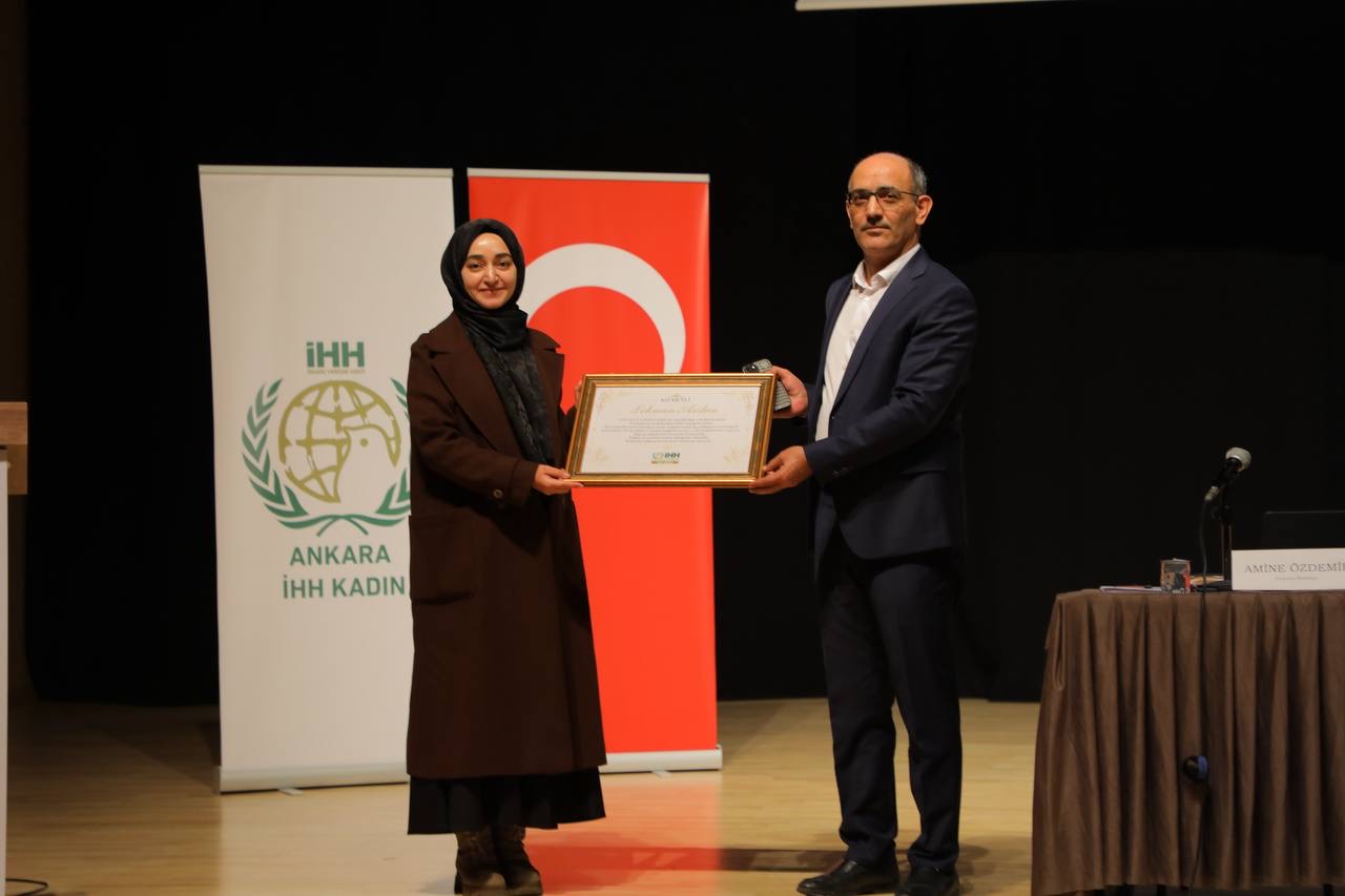 İHH, Kadın ve Savaş Paneli düzenledi10