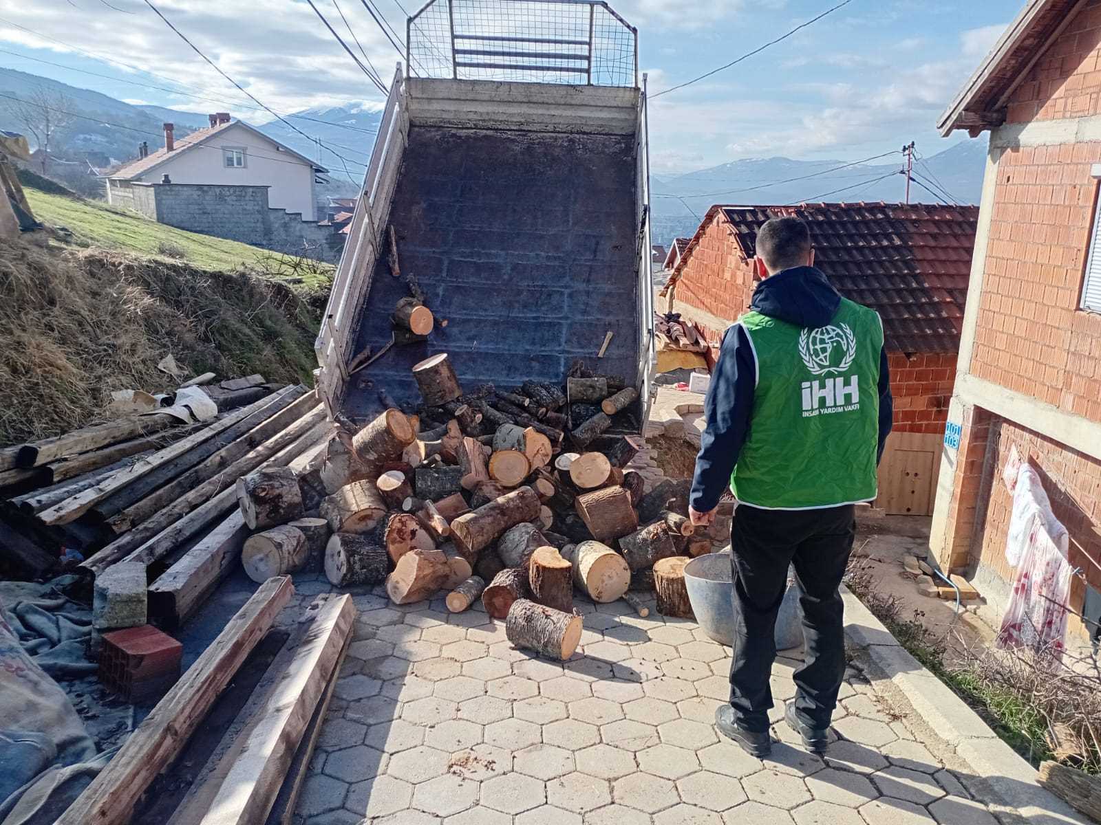 İHH'dan Balkanlar'daki 6 ülkede kış yardımı (1)