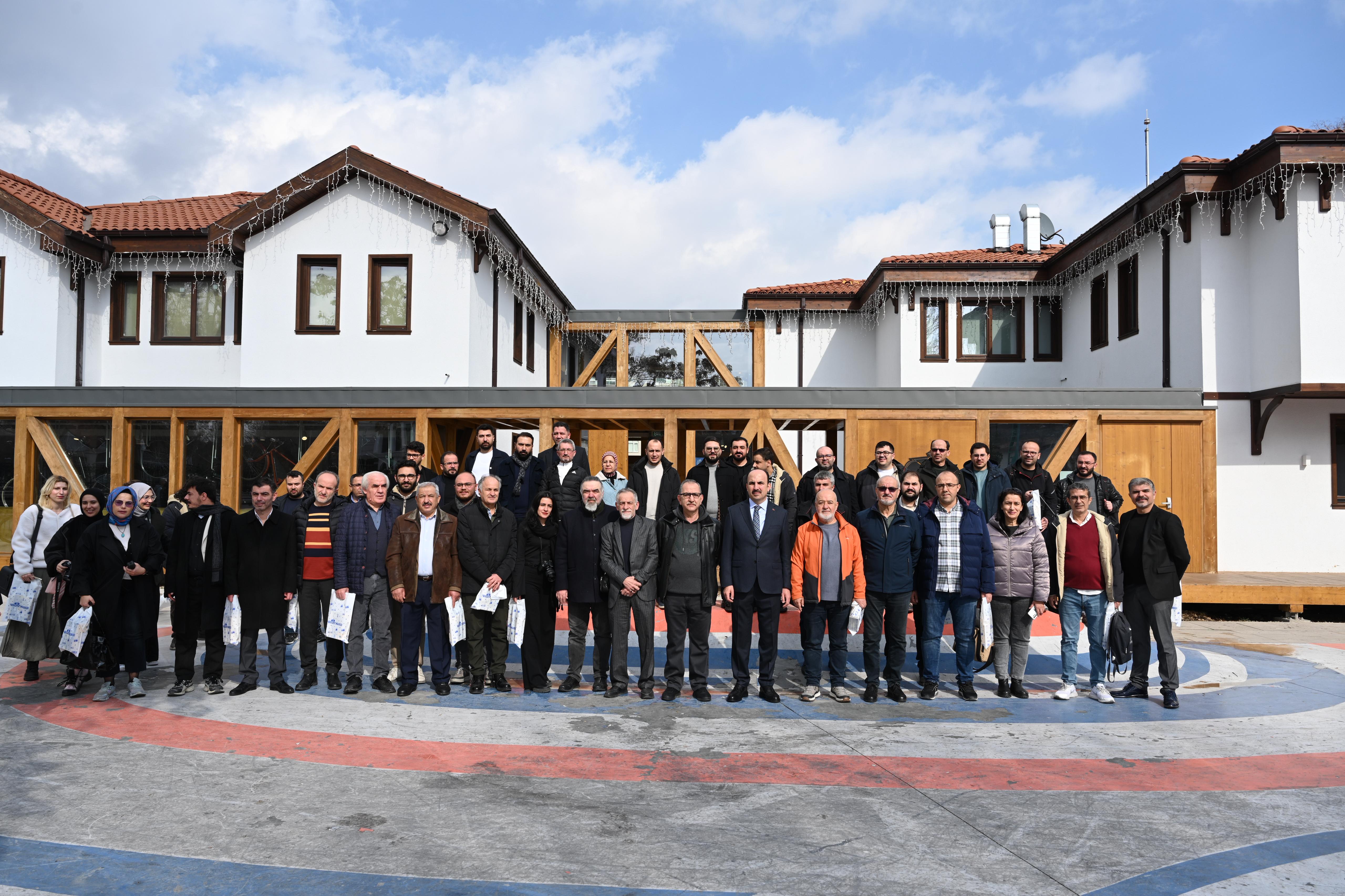 LBYwoHFMi2whzpjfTJvzKijvZffIdzPunlLXMwGs