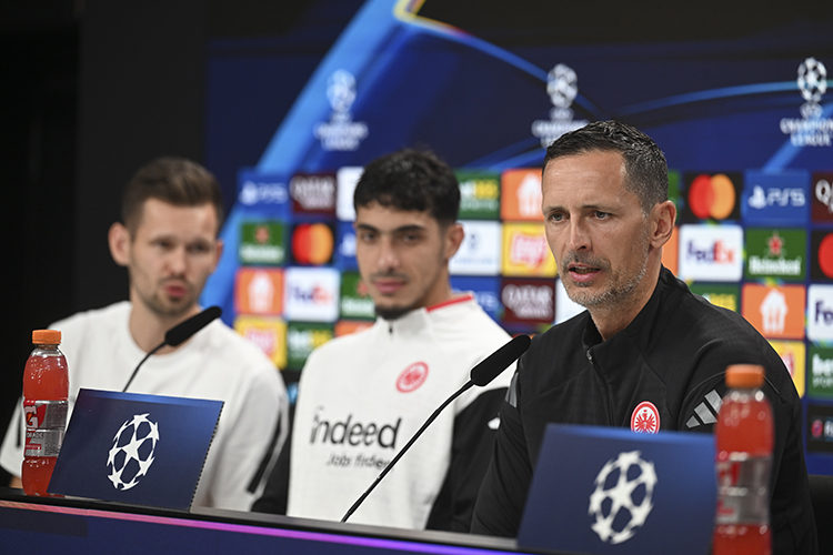 Canlı Gölge Oyunu: Eintracht Frankfurt’un Şampiyonlar Ligi Heyecanı ve Galatasaray Maçı Öncesi Konuşmalar