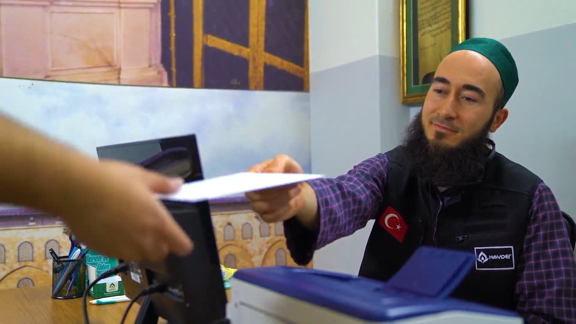 Gençlere, Öğrencilere ve Yetimlere Nisan Ayında Büyük Destekler