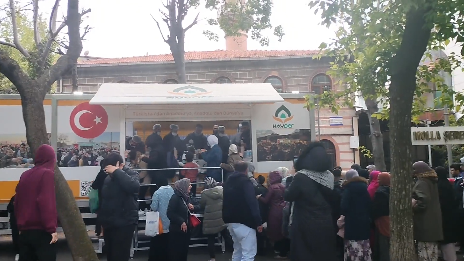 Mobil Yesevi Aşevi ile İhtiyaç Noktalarında Anında Destek