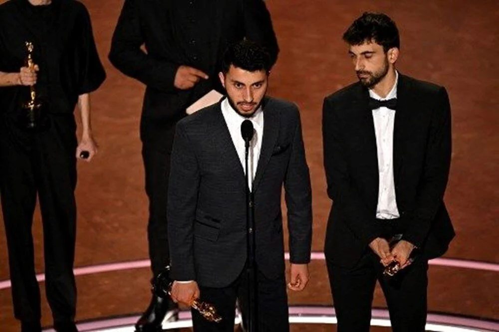 SsOvMUviE0uxt1MZMF_eJg