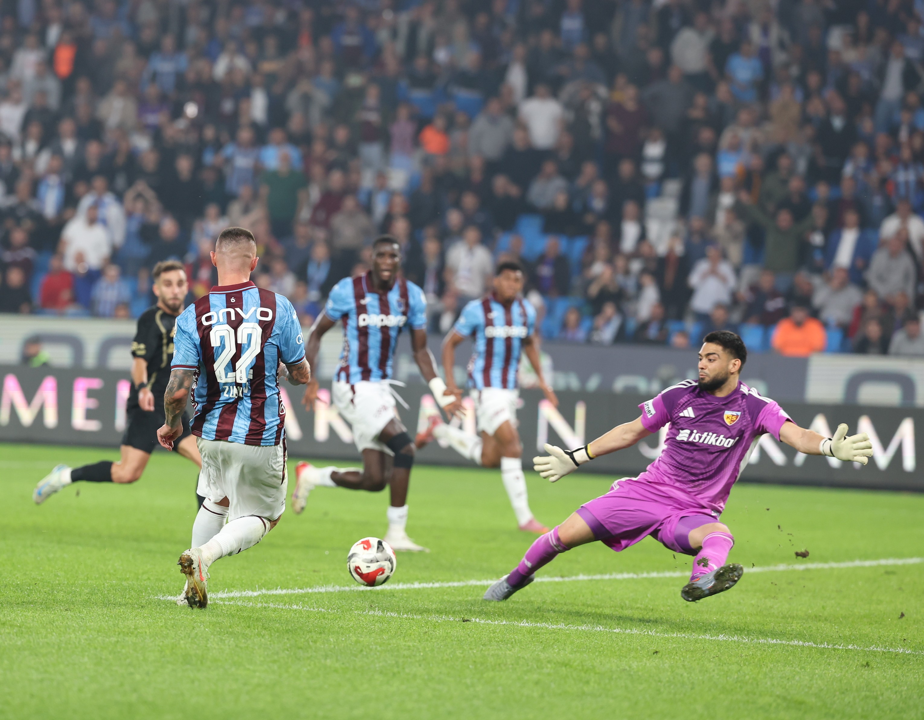 TRABZONSPOR---ZECORNER-KAYSERISPOR--FOT_945987_280947