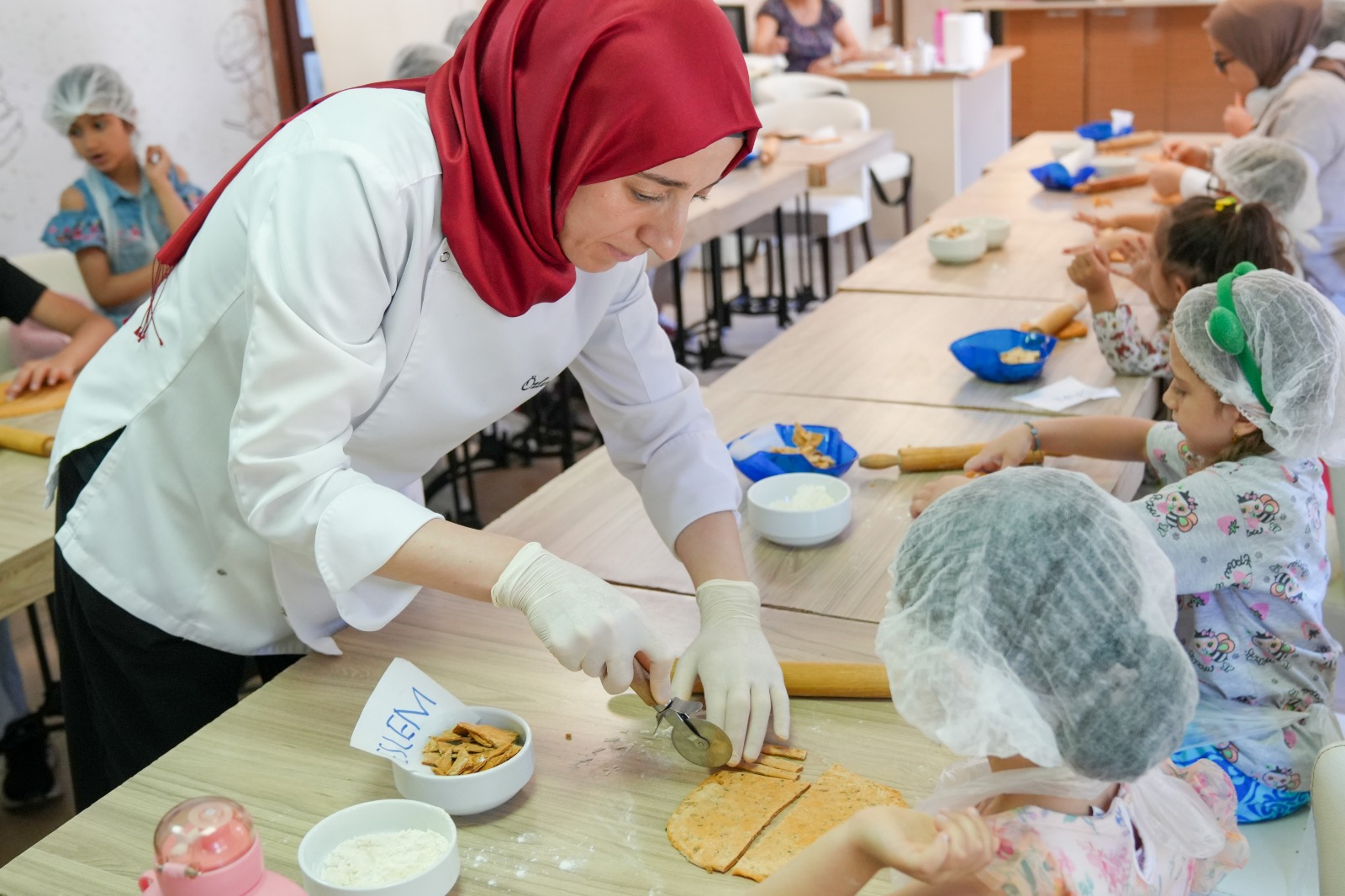 Gaziosmanpaşa Belediyesi'nden Minik Şeflere Özel Mutfak Atölyeleri
