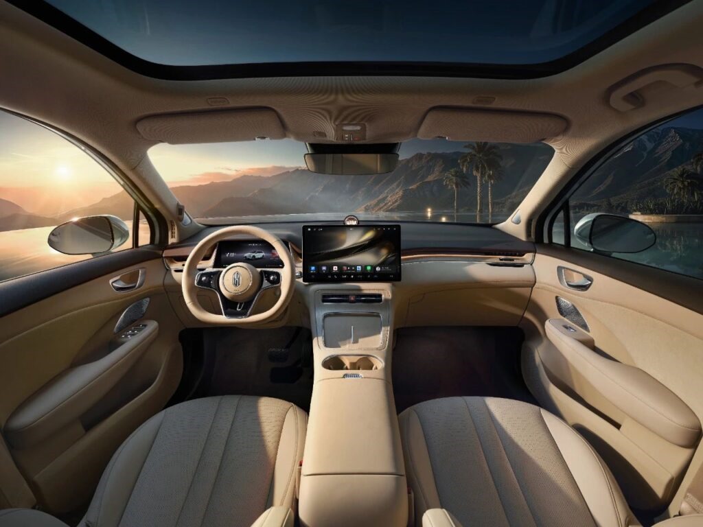 WhatsApp Image 2025-08-28 at 10.06.54 (2)