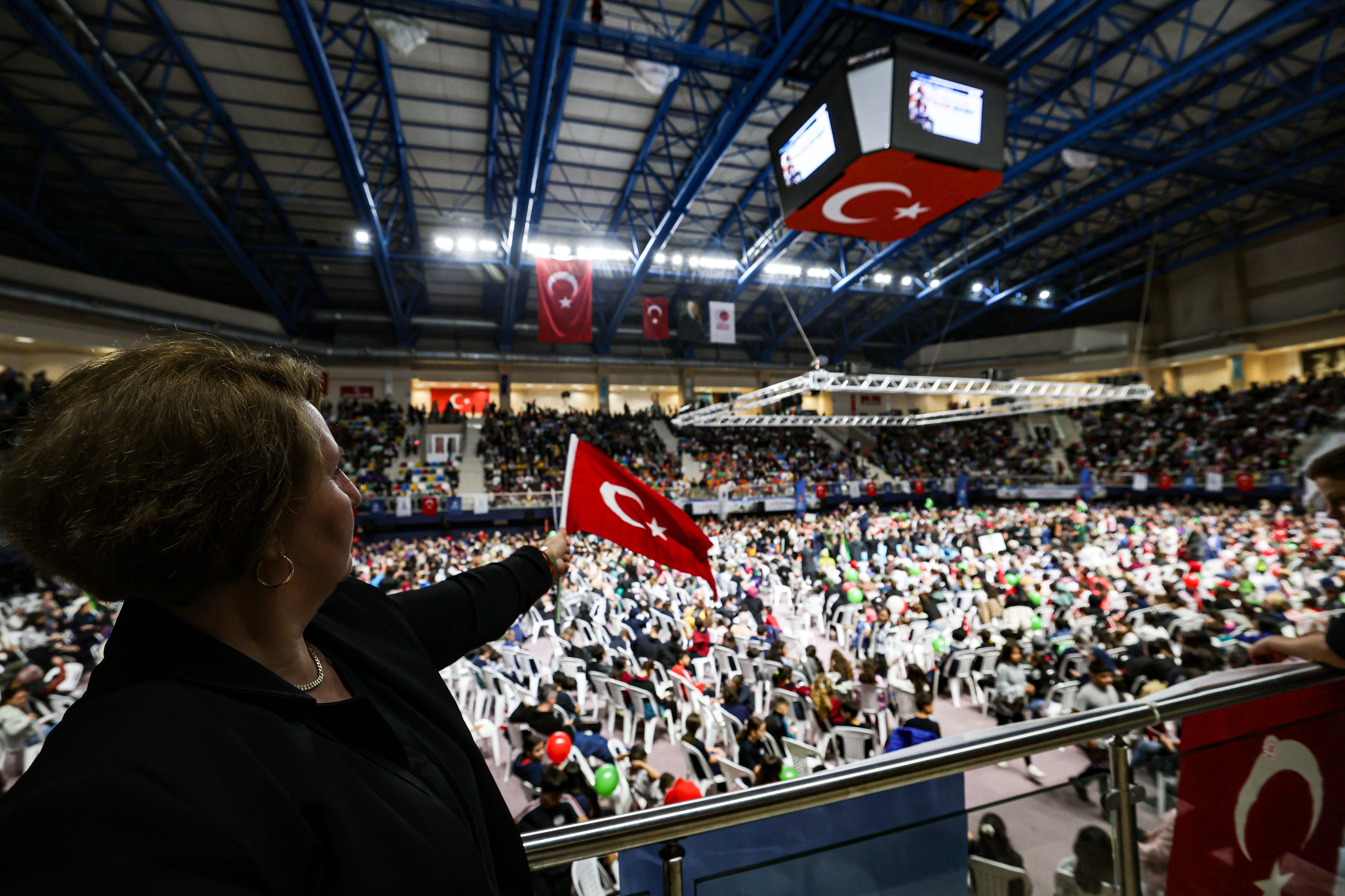 WhatsApp Image 2025-10-07 at 15.10.00 (2)