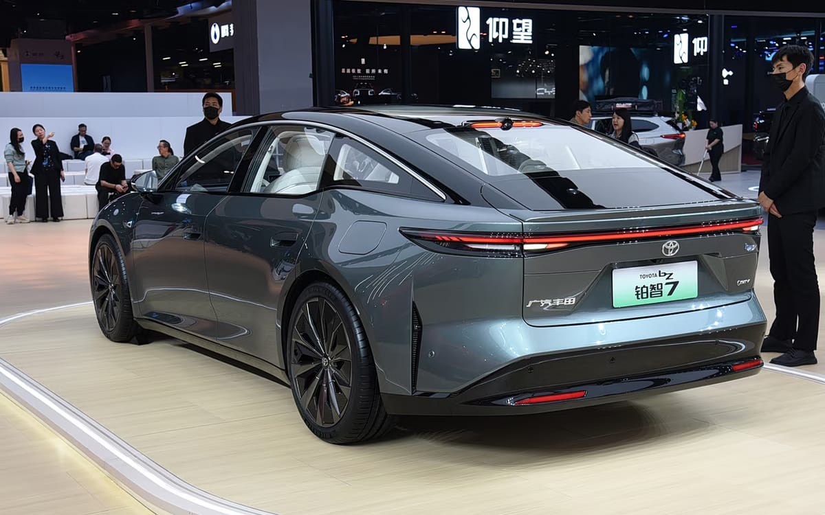 WhatsApp Image 2025-11-21 at 09.22.01