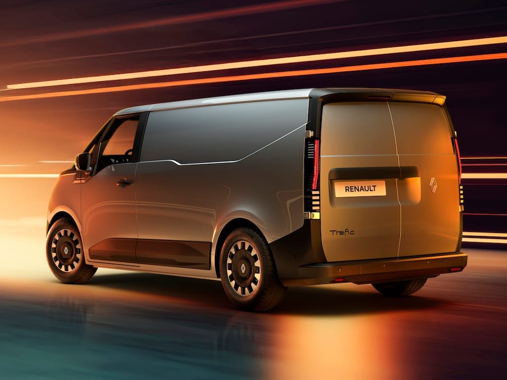 WhatsApp Image 2025-11-24 at 00.14.12 (1)