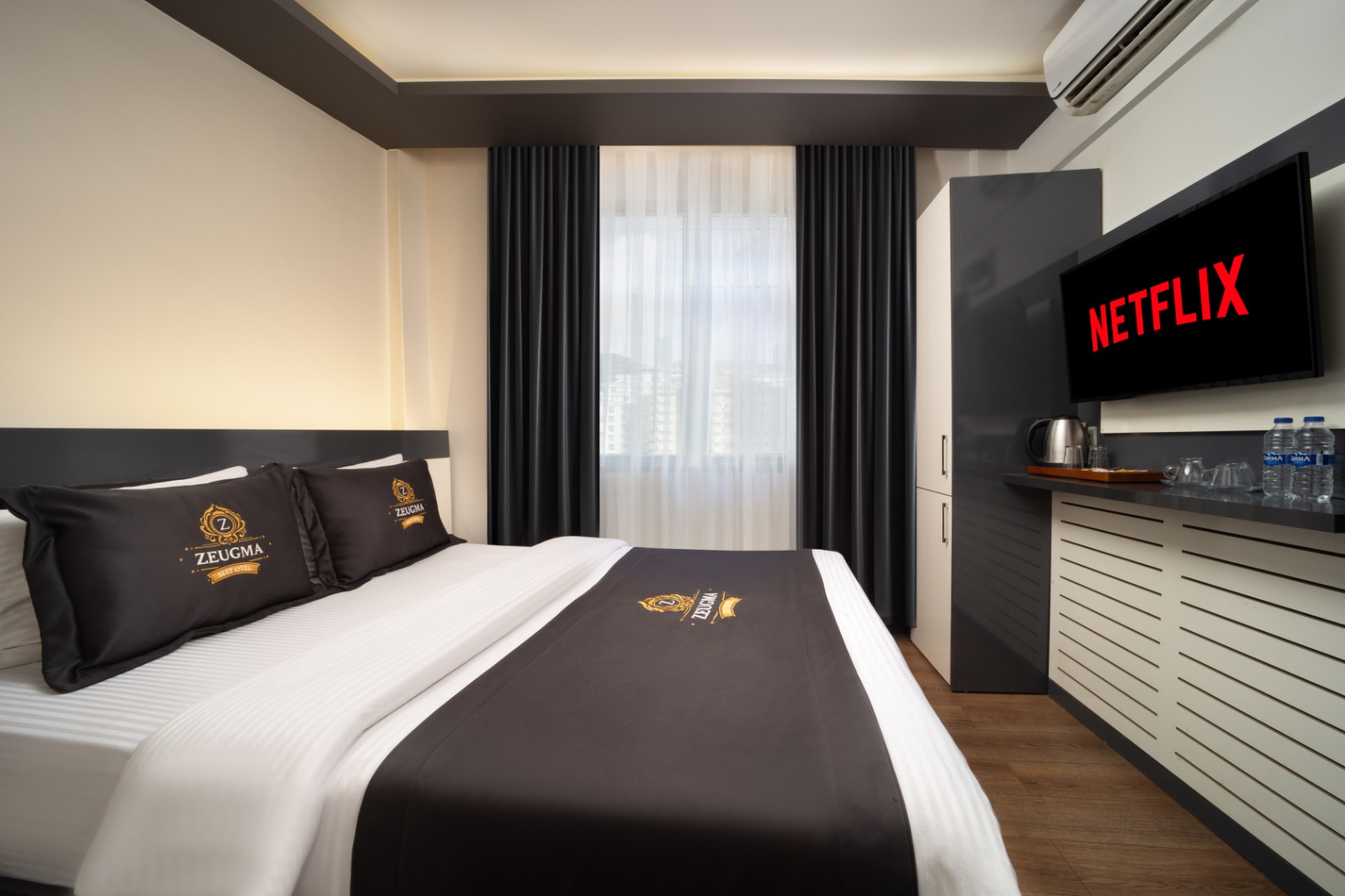 WhatsApp Image 2026-02-28 at 00.42.09 (1)