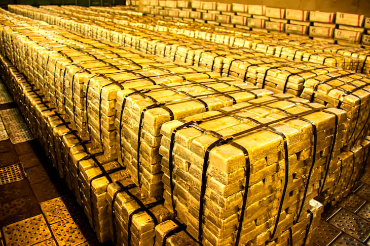 World-Gold-Stock-piles