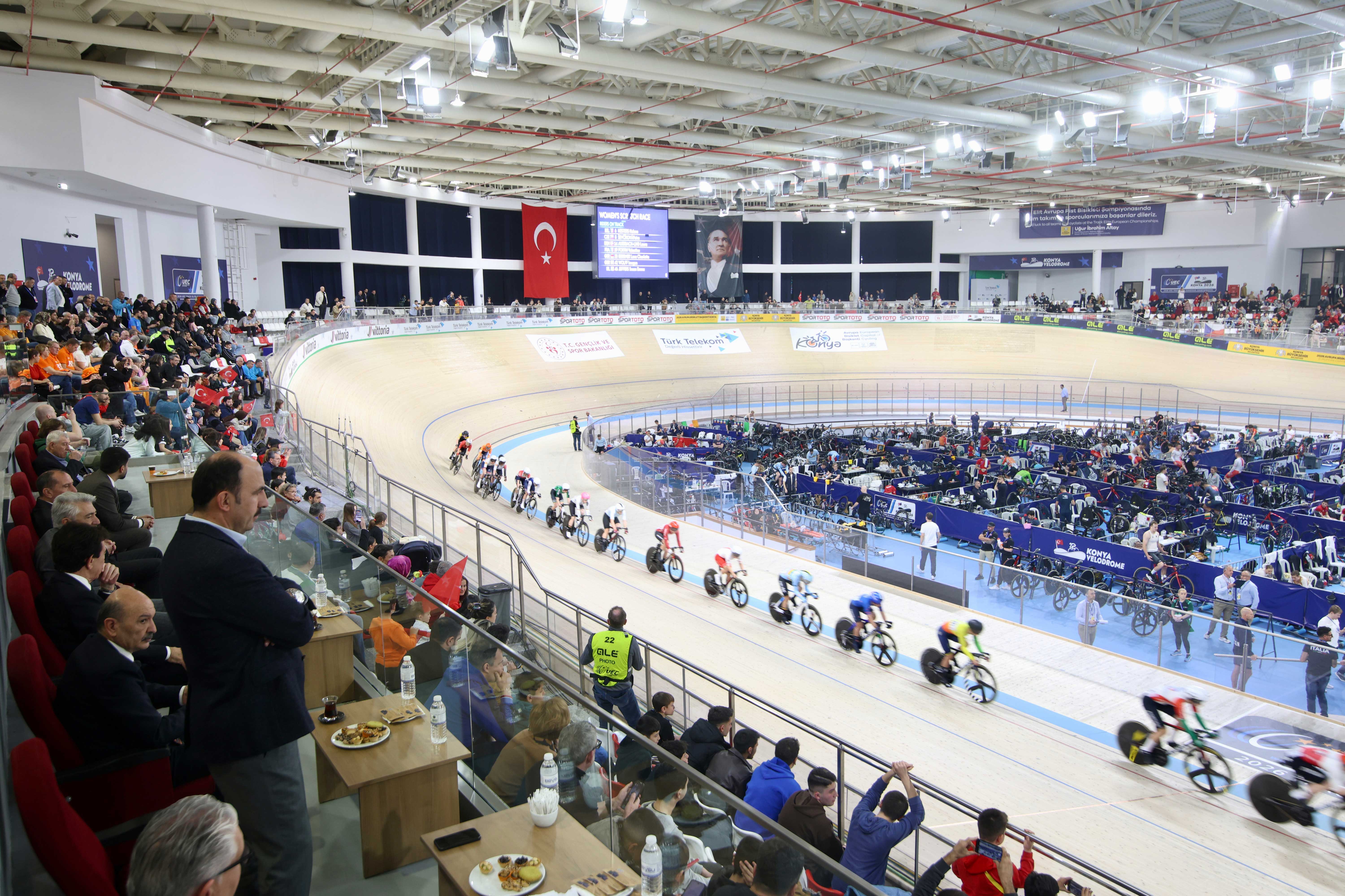 Z1spXLgpDX9GQaHLWHF4L0ysu2mxZMrNVjHBl5oo