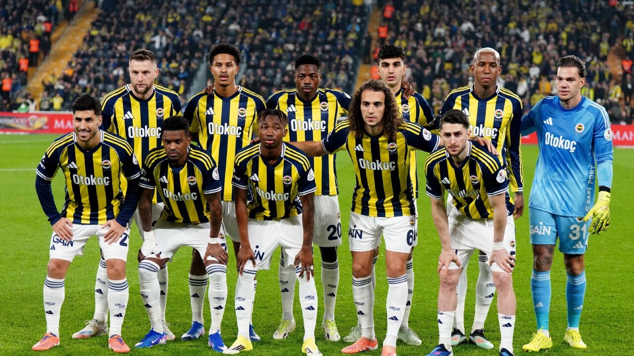 fenerbahce-nin-kadikoy-deki-galibiyet-serisi-bitti-puan-farki-3-haber-1827751