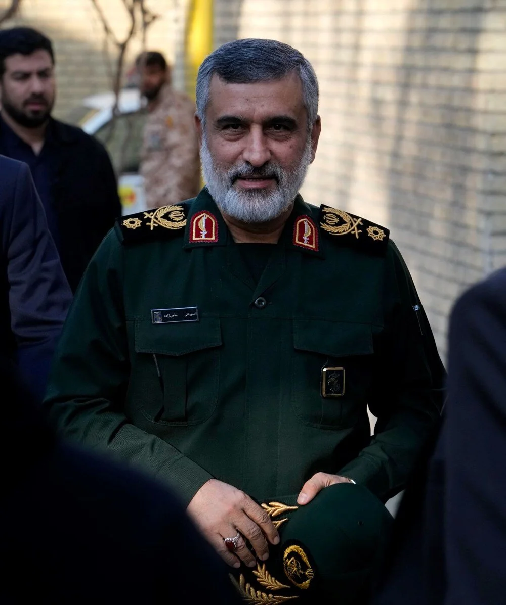 glEfva1oNk2oCYbeSqiZfQ