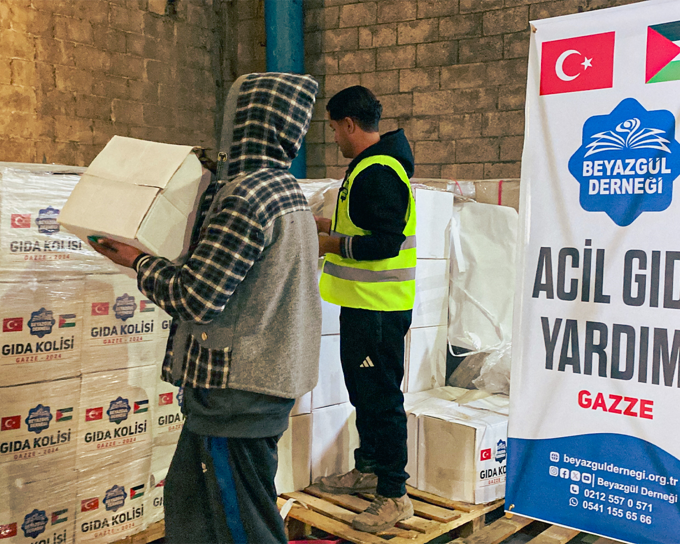 Gazze'de Beyazgül ile İnsanlık Zinciri: Yardımların Kesintisiz İzi